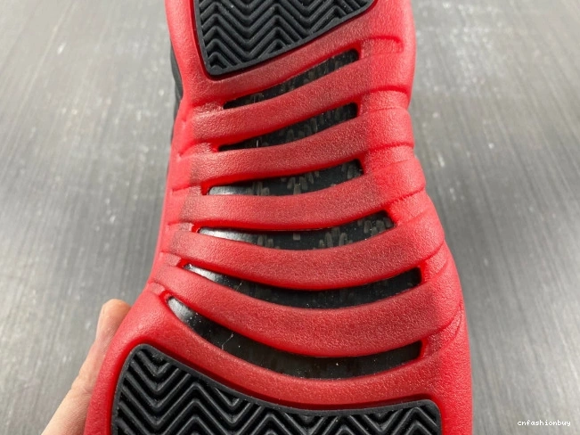 Game (2016) 12 Jordan Flu Retro 130690-002 0821